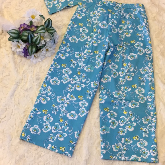 NWOT Floral Capris Sz 10.  🌸 - Picture 4 of 5